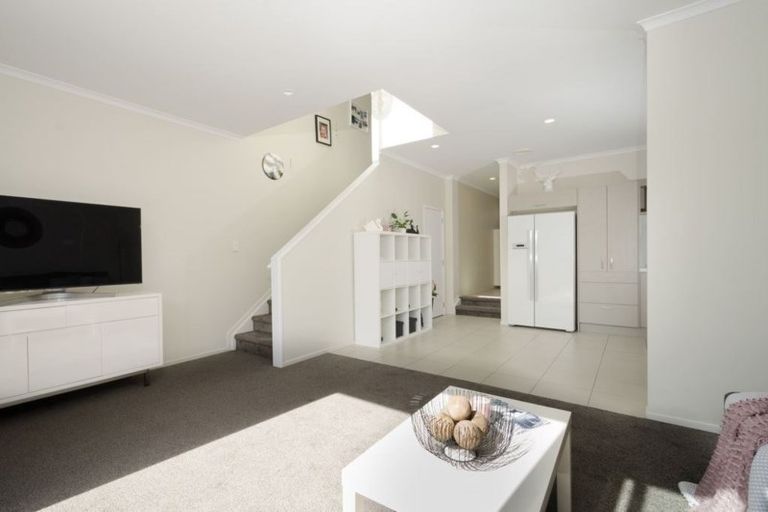 Photo of property in 18 Station Street, Hobsonville, Auckland, 0616