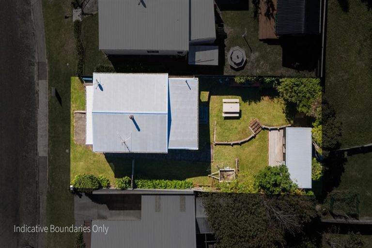 Photo of property in 33 Brighton Road, Waihi Beach, 3611