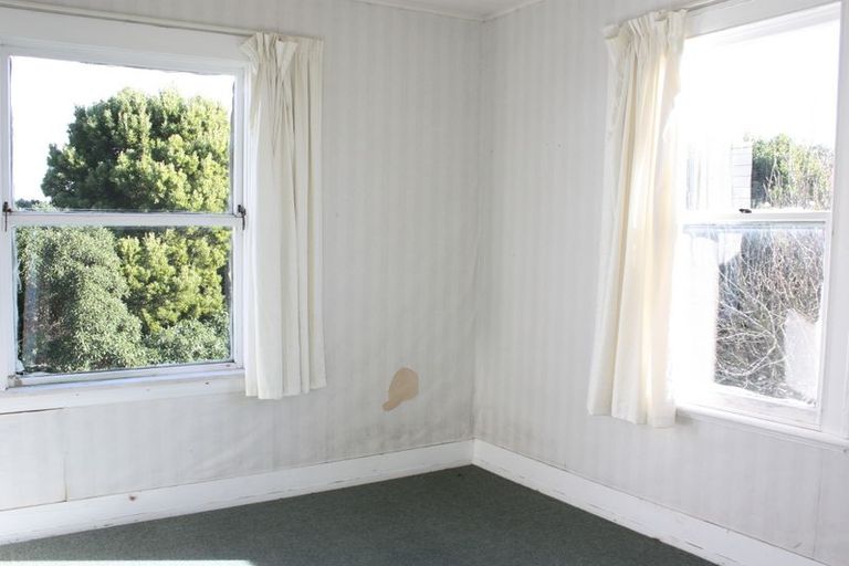 Photo of property in 22 Moerangi Street, Broad Bay, Dunedin, 9014