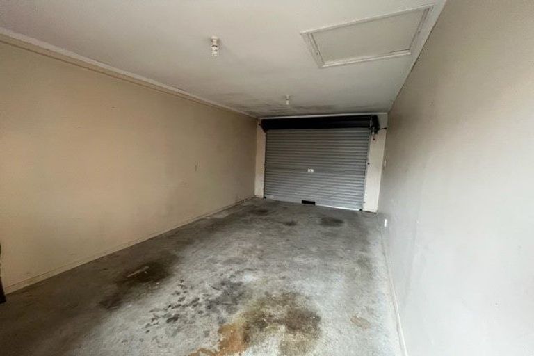 Photo of property in 15 Vincent Street, Waterloo, Lower Hutt, 5011