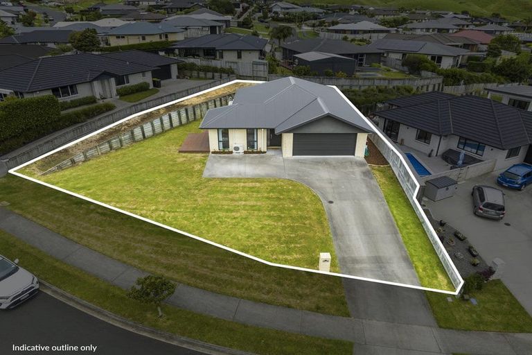 Photo of property in 93 Ballintoy Park Drive, Welcome Bay, Tauranga, 3175