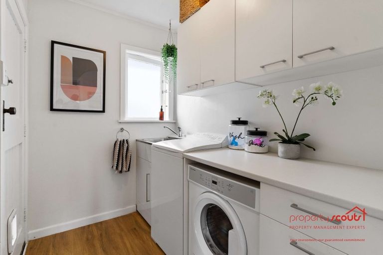 Photo of property in 652 Te Atatu Road, Te Atatu Peninsula, Auckland, 0610