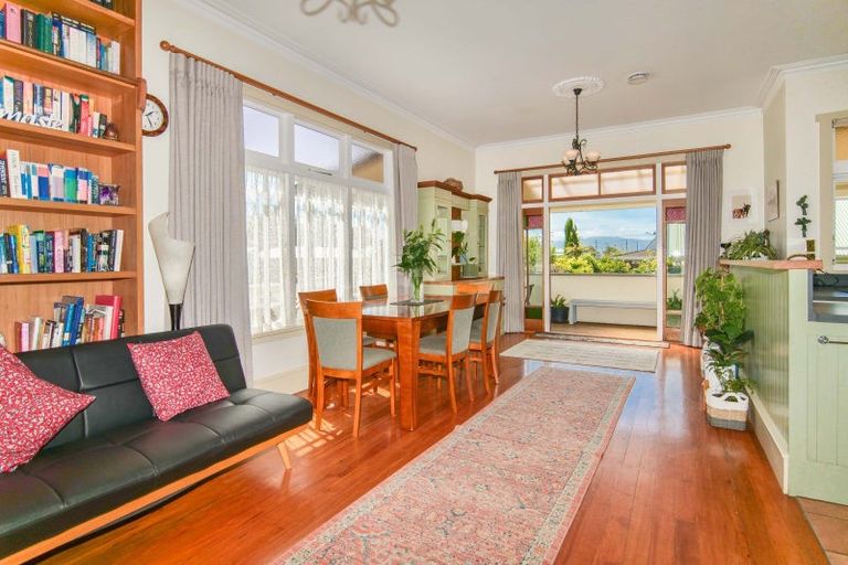 Photo of property in 145 Russell Street, Westport, 7825