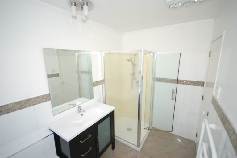 Photo of property in 32 Millhouse Drive, Northpark, Auckland, 2013