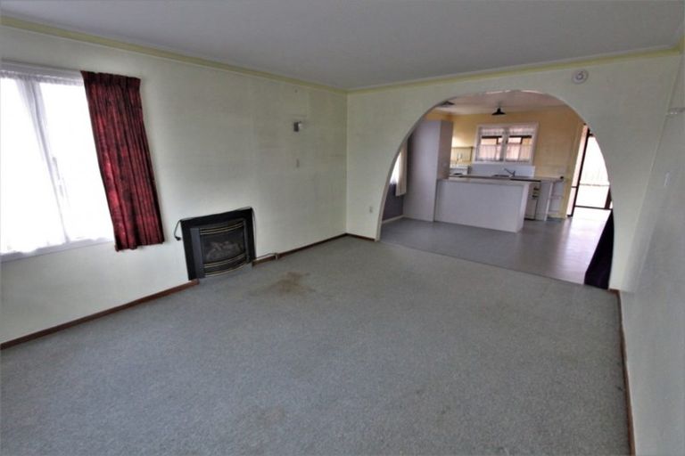 Photo of property in 32 Pohutukawa Drive, Tokoroa, 3420