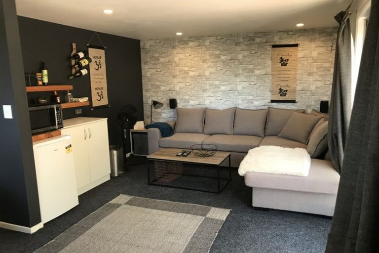 Photo of property in 2 Daniel Street, Martinborough, 5711