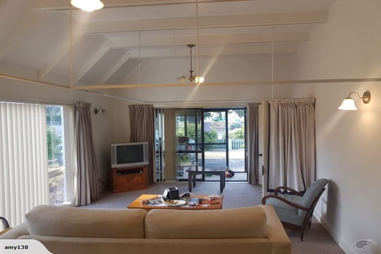 Photo of property in 1 Redwood Place, Oxford, 7430