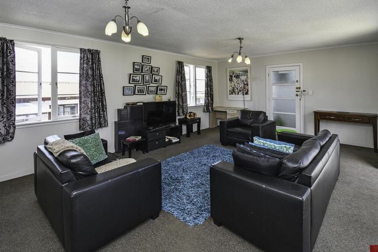 Photo of property in 86 Alfriston Road, Manurewa East, Auckland, 2102