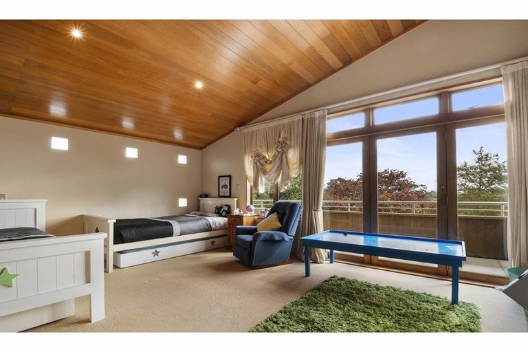 Photo of property in 220 Trigg Road, Kumeu, 0891