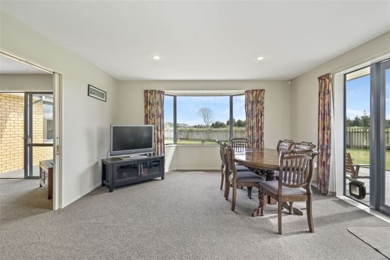 Photo of property in 3 Sandholm Close, North New Brighton, Christchurch, 8083