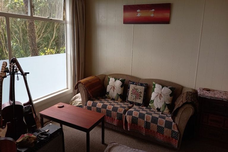 Photo of property in 70 Homebush Road, Khandallah, Wellington, 6035