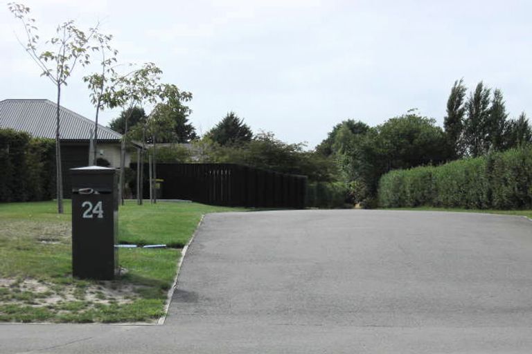 Photo of property in 24 Stonebridge Way, Prebbleton, 7604