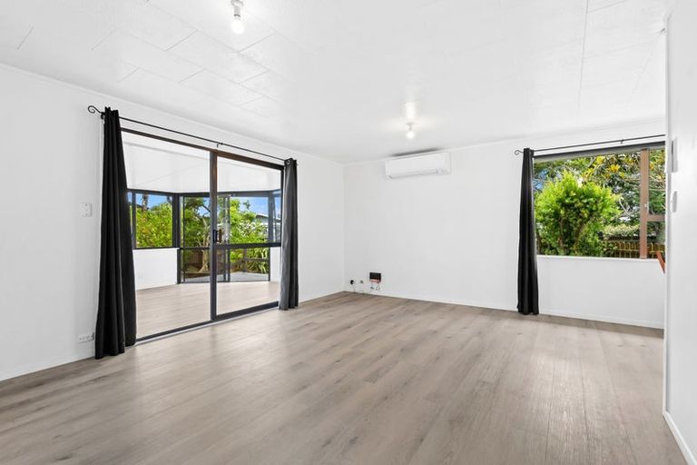 Photo of property in 8 Ferry Road, Waipu, 0510