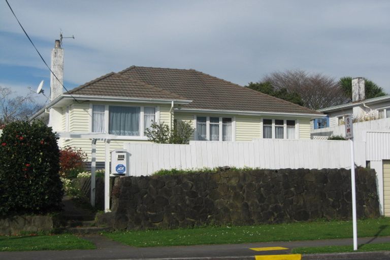 Photo of property in 255 Frankley Road, Ferndale, New Plymouth, 4310