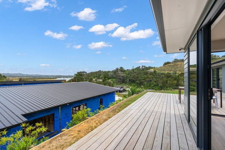 Photo of property in 11 Rihi Paea Rise, Ngunguru, 0173