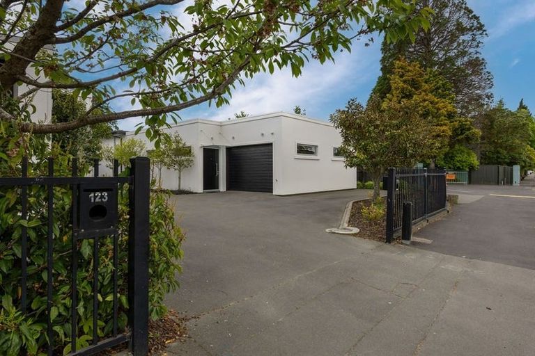 Photo of property in 1/123 Heaton Street, Merivale, Christchurch, 8052