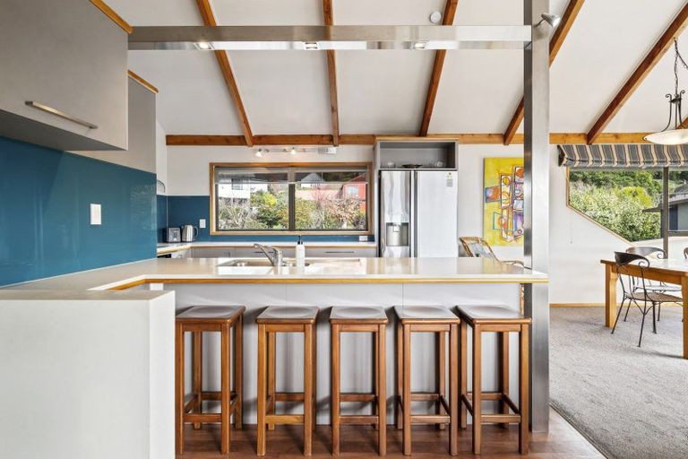 Photo of property in 1/11 Krissell Place, Acacia Bay, Taupo, 3330