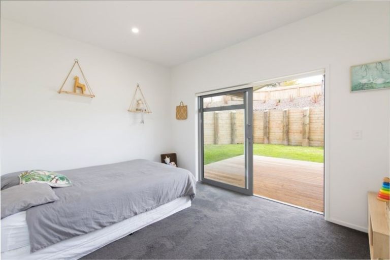 Photo of property in 76 Solan Drive, Waimauku, 0812