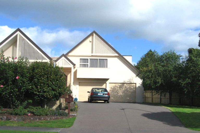 Photo of property in 12 Chiania Place, Somerville, Auckland, 2014