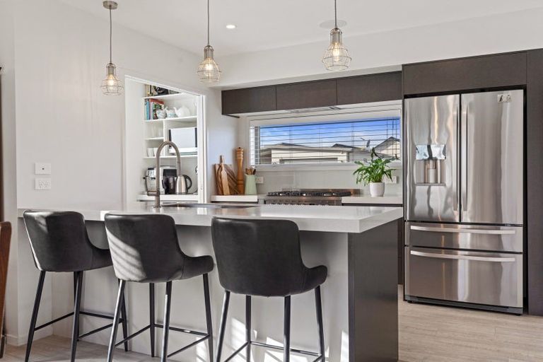 Photo of property in 97 Puhirake Crescent, Pyes Pa, Tauranga, 3112