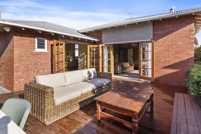 Photo of property in 53 Avenue Road, West End, Timaru, 7910