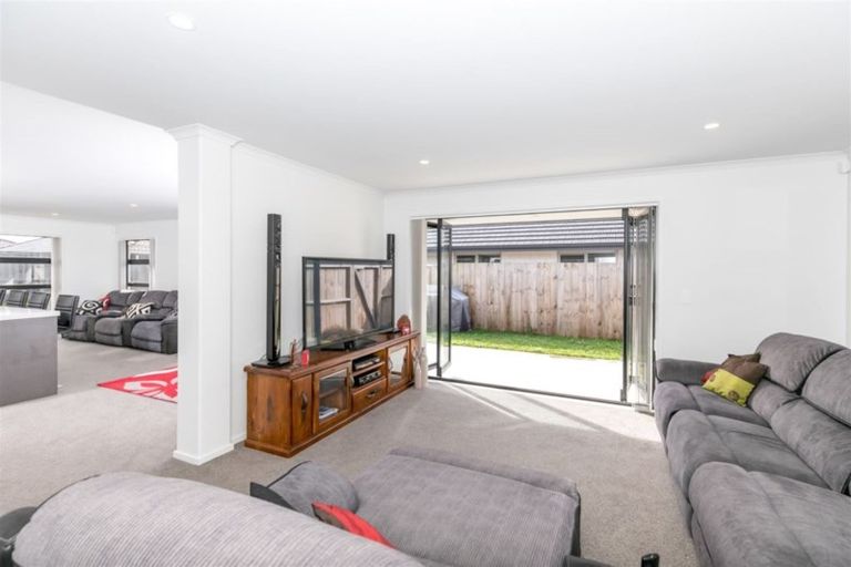 Photo of property in 60 Edgeview Crescent, Fitzroy, Hamilton, 3206