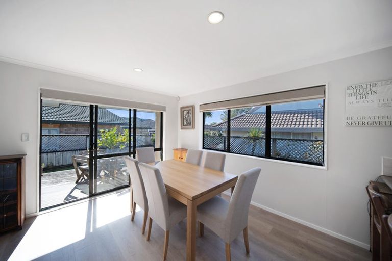 Photo of property in 26 Carriage Close, Northpark, Auckland, 2013