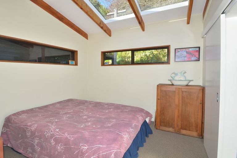 Photo of property in 25 Oxley Crescent, Broad Bay, Dunedin, 9014