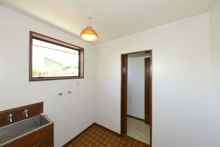 Photo of property in 9 Montclare Avenue, Ilam, Christchurch, 8041