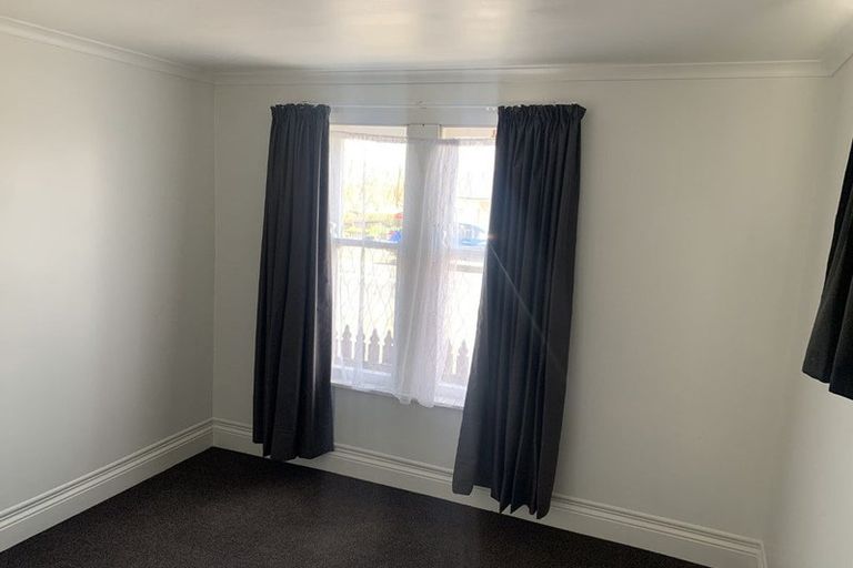 Photo of property in 98 Pembroke Street, Carterton, 5713