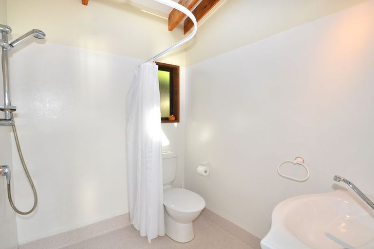 Photo of property in 25 Oxley Crescent, Broad Bay, Dunedin, 9014