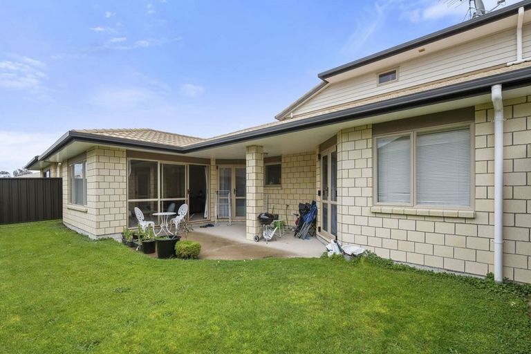 Photo of property in 33/64 Kawaha Point Road, Kawaha Point, Rotorua, 3010