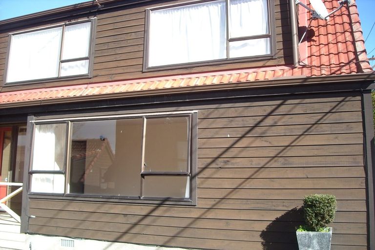 Photo of property in 1/199 Grant Road, Thorndon, Wellington, 6011