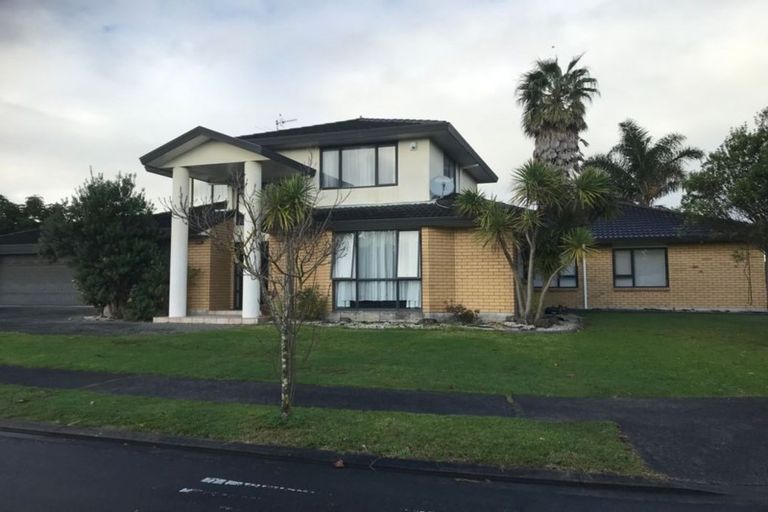 Photo of property in 1 Ardee Close, East Tamaki, Auckland, 2016