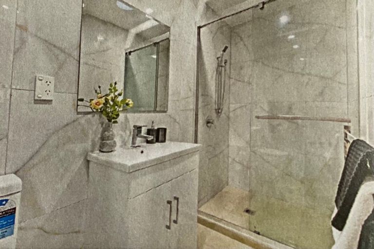 Photo of property in 18 Warbler Crescent, Papakura, 2110