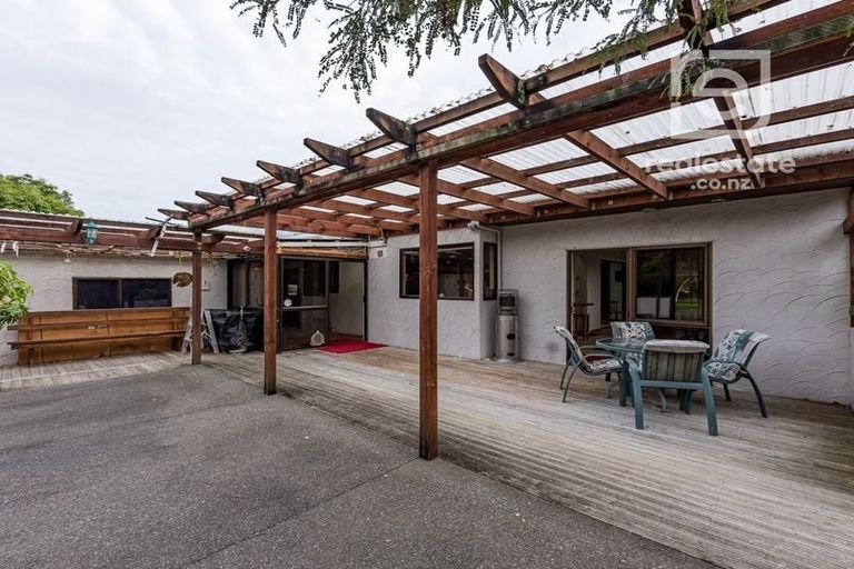 Photo of property in 62 Hinemoa Street, Paraparaumu, 5032