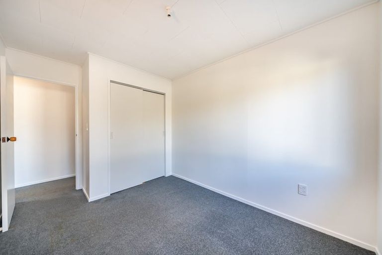 Photo of property in 2/1006 High Street, Avalon, Lower Hutt, 5011