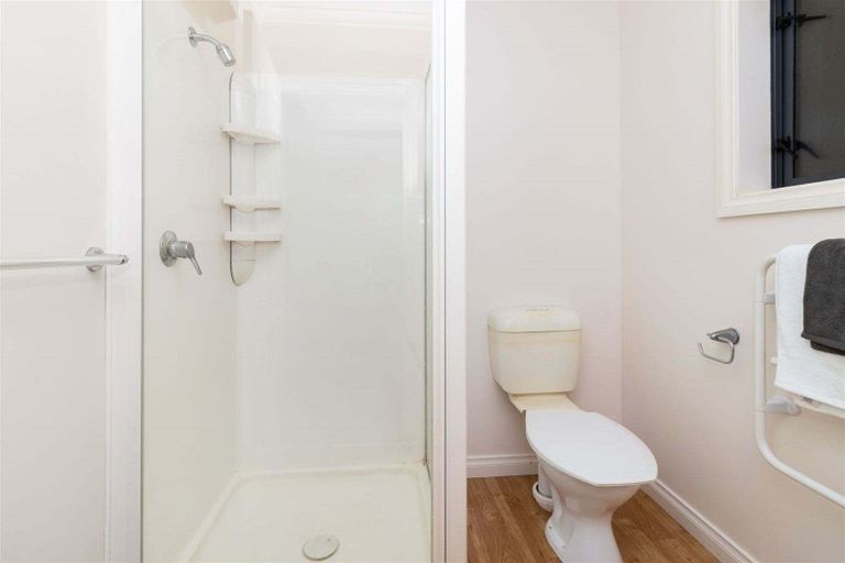 Photo of property in 6b Fovant Street, Russley, Christchurch, 8042