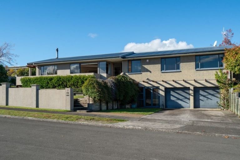 Photo of property in 10 Mccauley Grove, Hilltop, Taupo, 3330