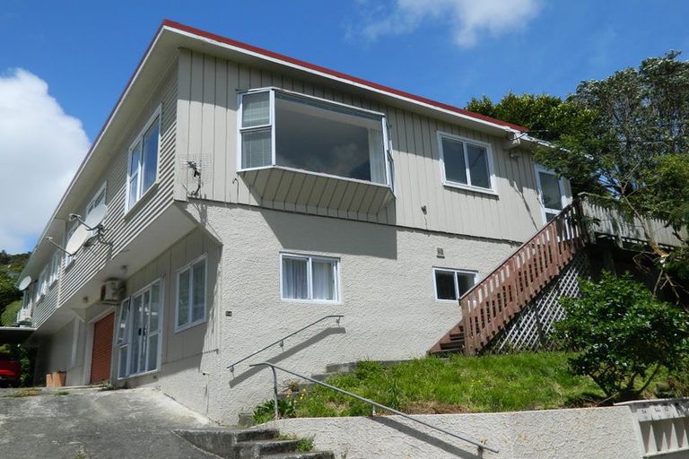 Photo of property in 54 Delhi Crescent, Khandallah, Wellington, 6035