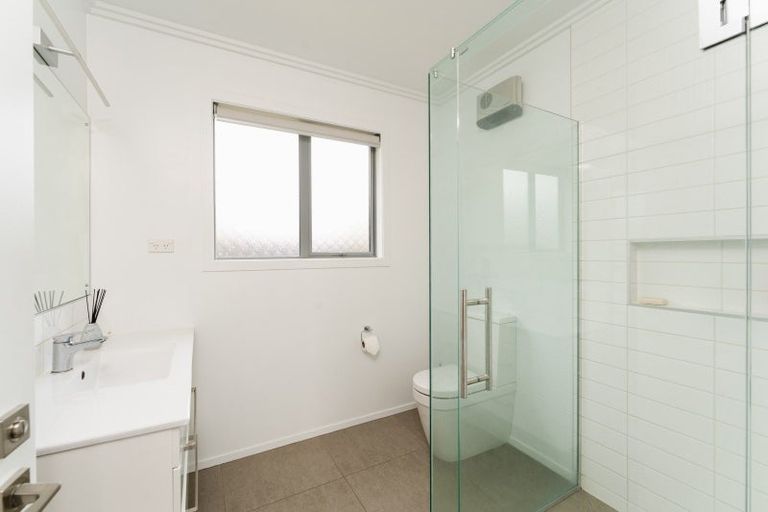 Photo of property in 17 Thornly Park Avenue, Mosgiel, 9024