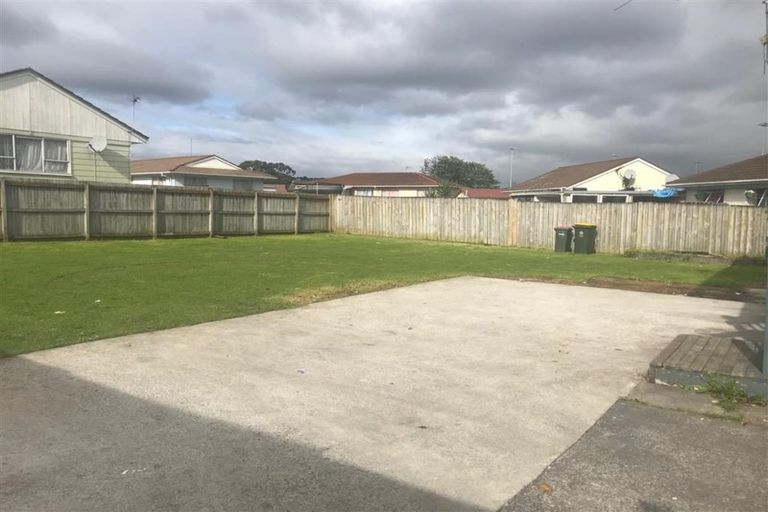 Photo of property in 57 Flat Bush Road, Clover Park, Auckland, 2023