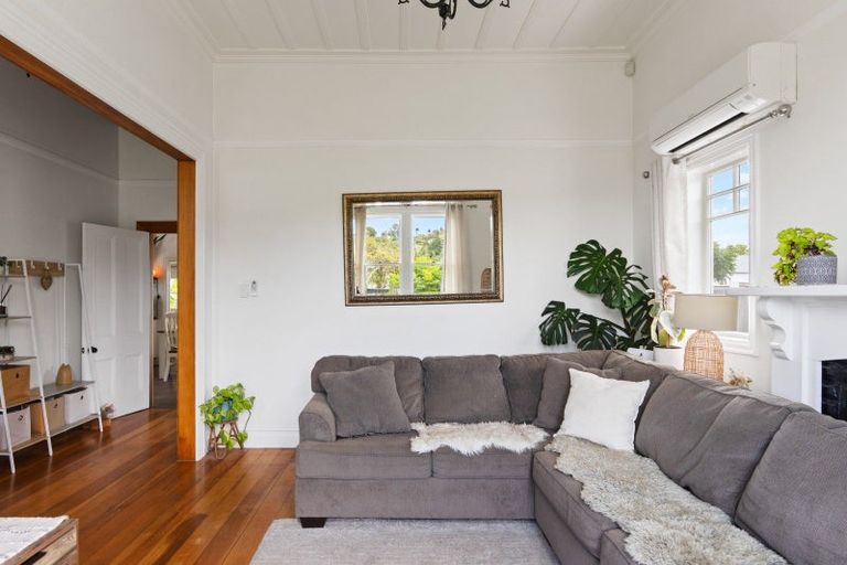 Photo of property in 42 Valley Road, Mangapapa, Gisborne, 4010