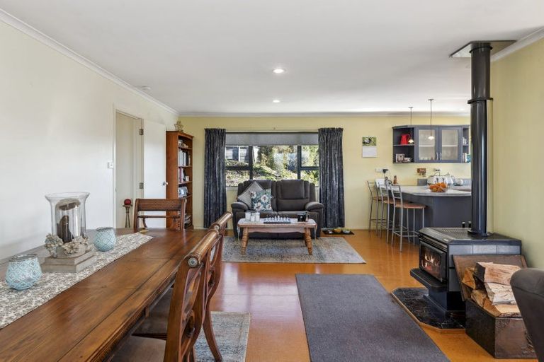 Photo of property in 33 Turangitukua Terrace, Kuratau, Turangi, 3381