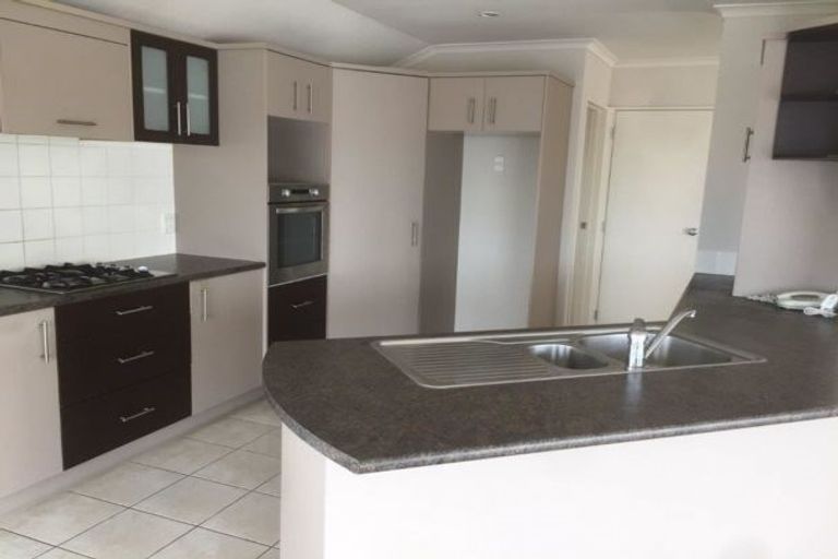 Photo of property in 65a Rodney Street, Howick, Auckland, 2014