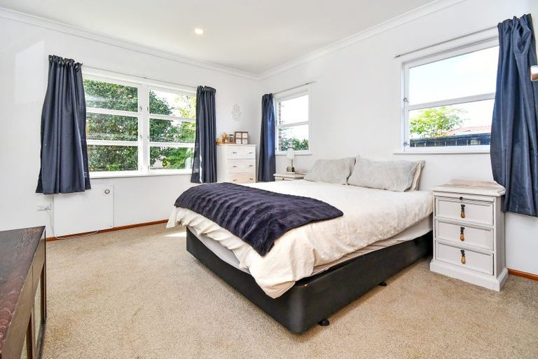 Photo of property in 15 Les Marston Place, Pukekohe, 2120