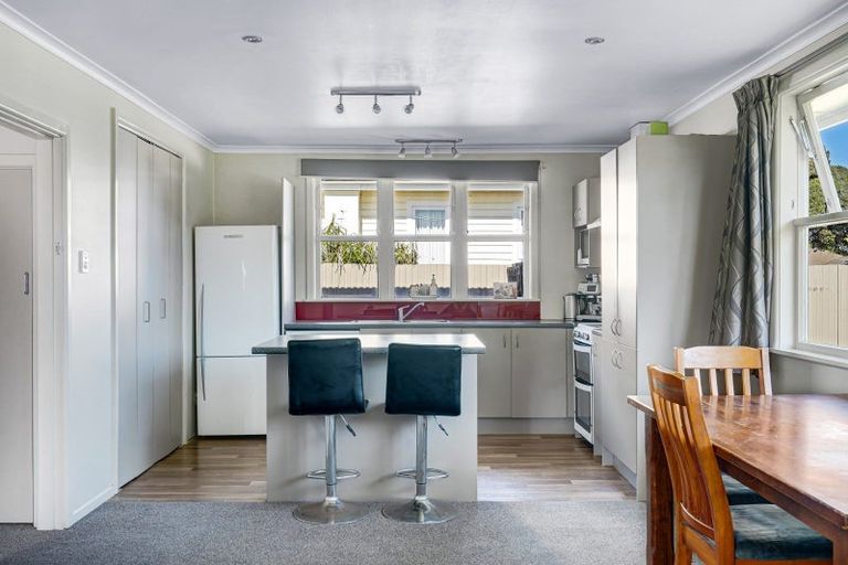 Photo of property in 6 Williams Street, Marewa, Napier, 4110