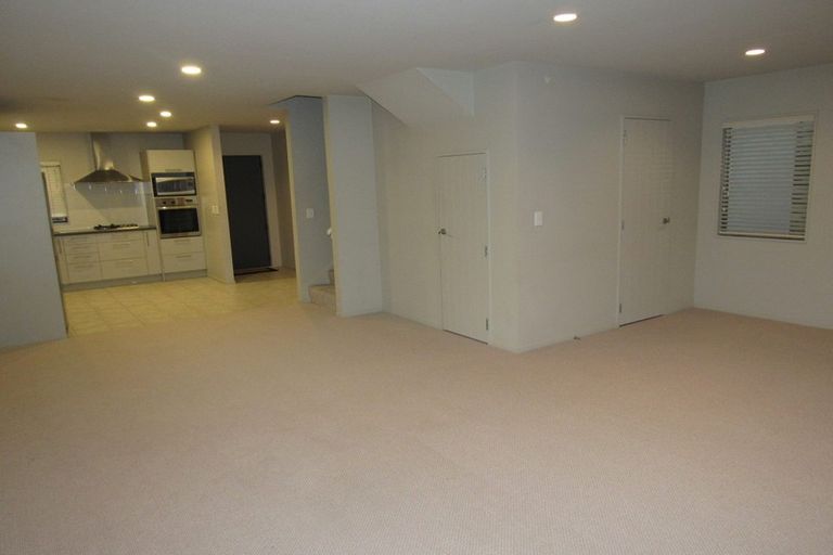 Photo of property in 15/64 Schnapper Rock Road, Schnapper Rock, Auckland, 0632