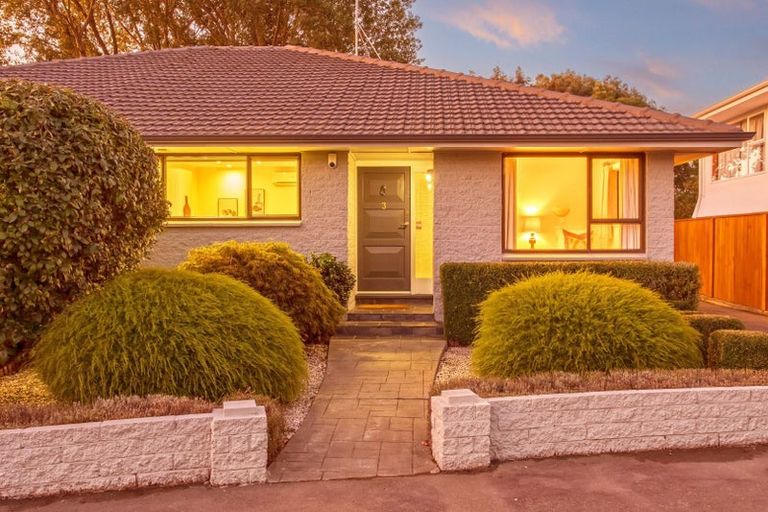 Photo of property in 3 Farnham Place, Ilam, Christchurch, 8041