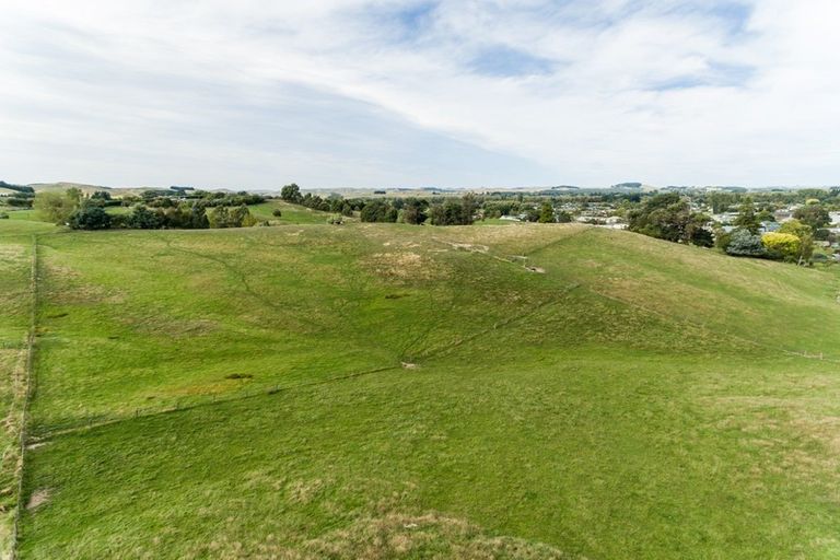 Photo of property in 39 Great North Road, Waipawa, 4210